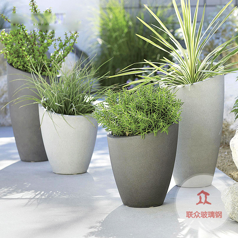 定制玻璃鋼簡約商業(yè)組合花盆酒店商場民宿美陳區(qū)創(chuàng)意圓形花瓶擺件