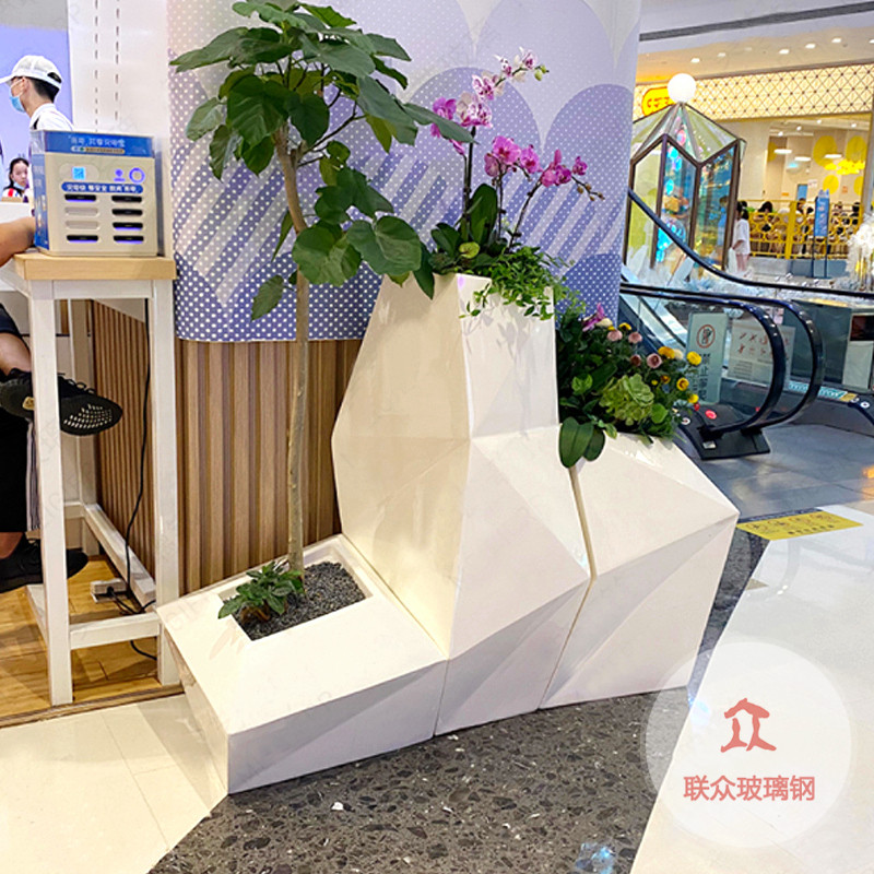 商場(chǎng)美陳玻璃鋼花盆組圓形落地大花瓶售樓部酒店門前走廊裝飾花器