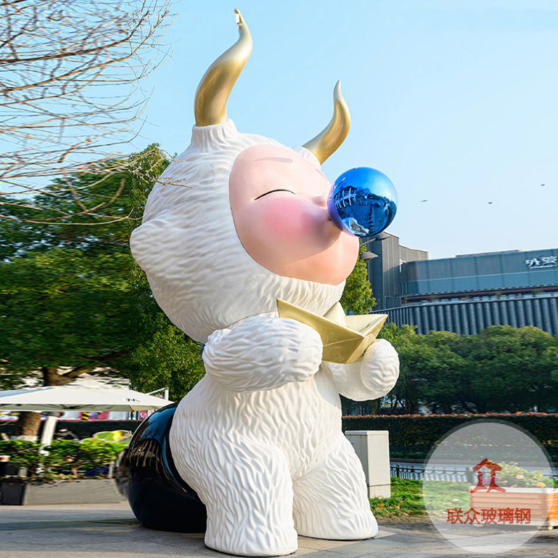 玻璃鋼網紅卡通公仔IP人物彩繪雕塑定制模型廠家吉祥物美陳落地擺